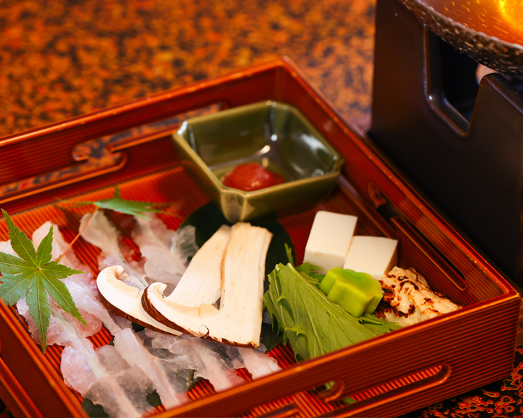 写真：夏季限定 鱧料理