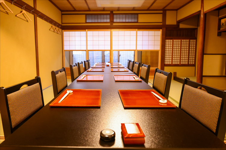 写真：二階大広間